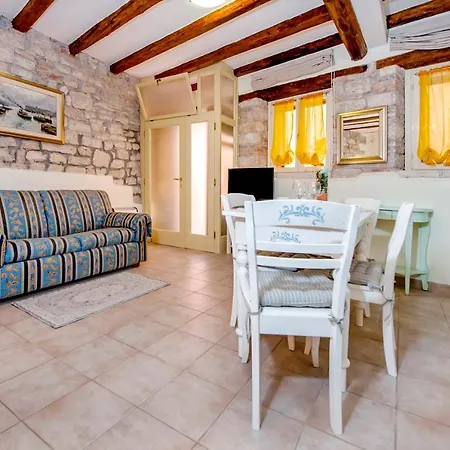 Sotto I Volti Centro Storico 3* Rovinj