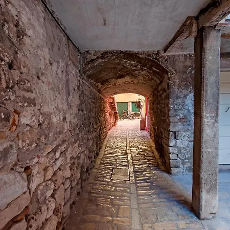 Sotto I Volti Centro Storico 招待所