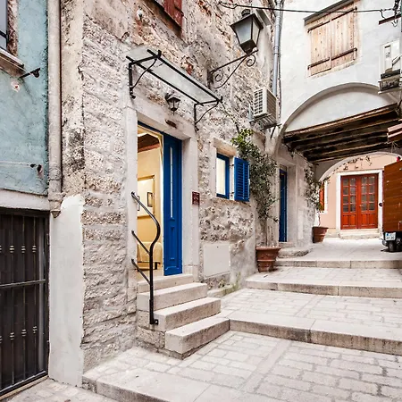 Sotto I Volti Centro Storico 招待所 3*