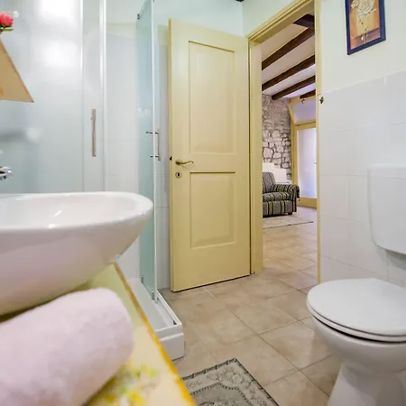 Sotto I Volti Centro Storico