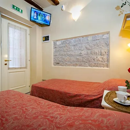 Sotto I Volti Centro Storico