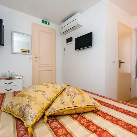 Sotto I Volti Centro Storico 招待所