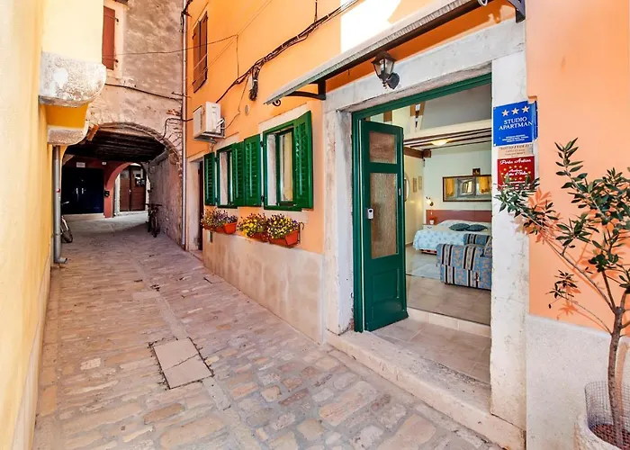 Sotto I Volti Centro Storico Penzion