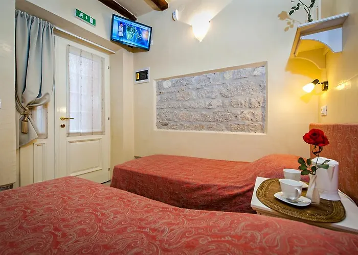 Sotto I Volti Centro Storico