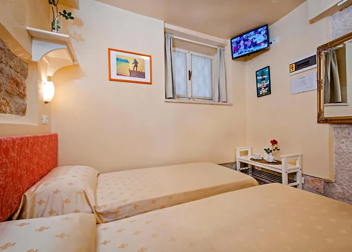 Sotto I Volti Centro Storico