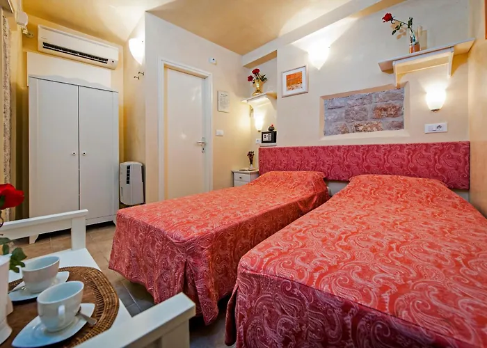 Sotto I Volti Centro Storico