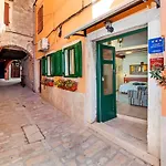 Sotto I Volti Centro Storico Pensjonat