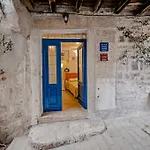 Πανσιόν Sotto I Volti Centro Storico 3*