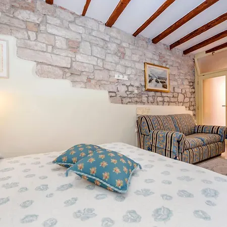 ゲストハウス Sotto I Volti Centro Storico 3*